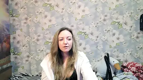 KattyLuuu stripchat stream image