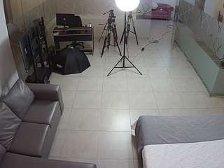 voyeurcam-jb-office-2 camsoda stream image