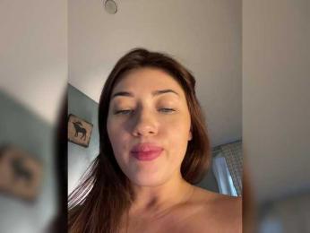 juicy-peachh bongacams stream image