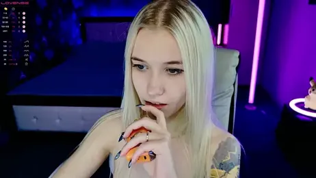 NaomiHita stripchat stream image