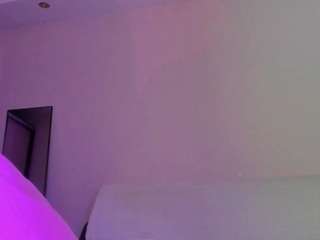 may-flowere camsoda stream image