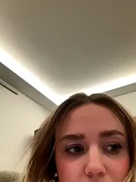 CherryEmmy stripchat stream image