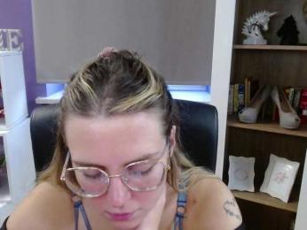 Soft-Zoey bongacams stream image