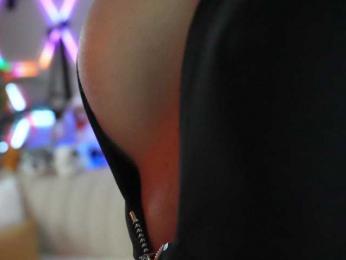 ALVUWKA bongacams stream image