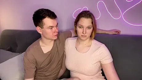 julielourens stripchat stream image