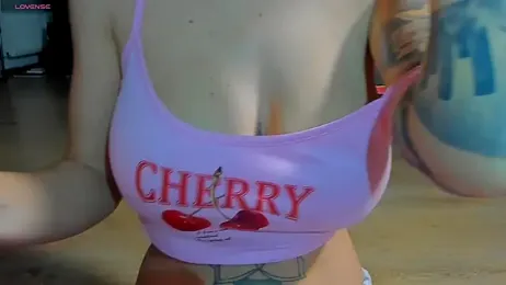 PinkyisHere stripchat stream image