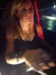 SheIsSomething stripchat stream image