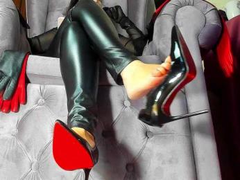 LadyLeather bongacams stream image