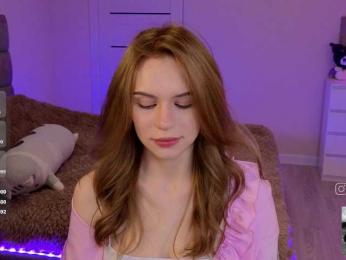 fymryn bongacams stream image