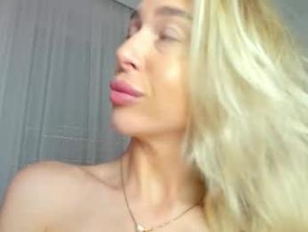 saradiamond01 chaturbate stream image
