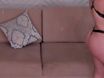 MadelineFox bongacams stream image