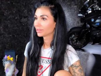 -BABAYAGA- bongacams stream image