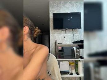 SweetyMia bongacams stream image