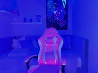 lexi-split camsoda stream image