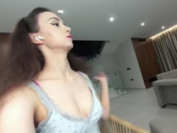 ehotlovea chaturbate stream image