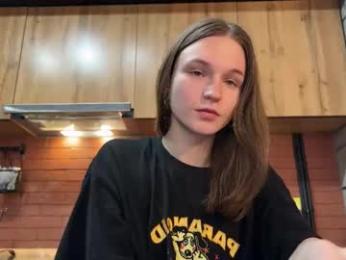 nloraaa chaturbate stream image