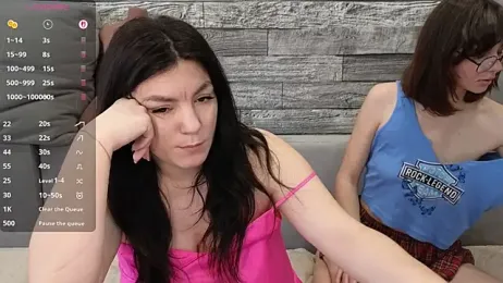 Vika_loves_you stripchat stream image