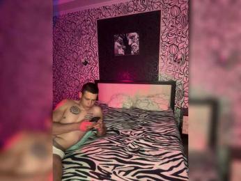 theadebuenoo bongacams stream image