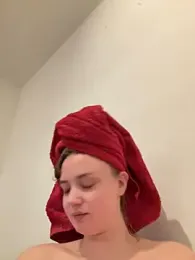 CherryEmmy stripchat stream image