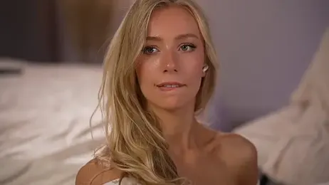 Vika54784 stripchat stream image