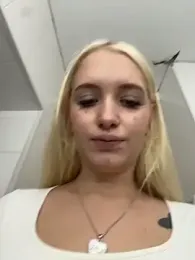 Milkyy_wway stripchat stream image