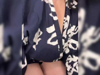 LouiseJenkin bongacams stream image