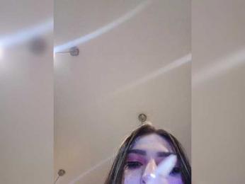 Jeanneen bongacams stream image