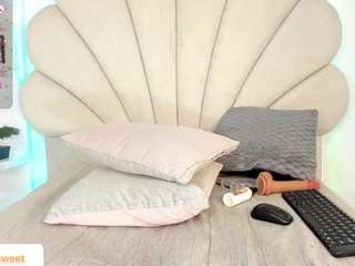 daniela-tovar camsoda stream image