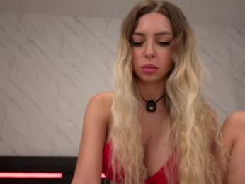 blonde_bigtits chaturbate stream image