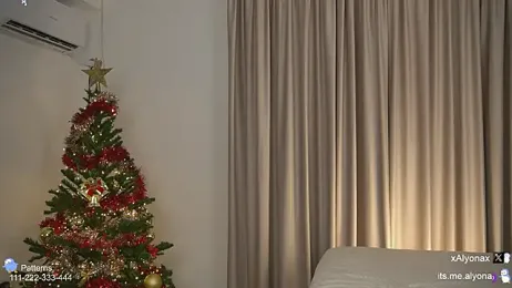 Alyonaqueen_ stripchat stream image