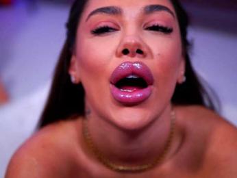 NatyDesiree bongacams stream image