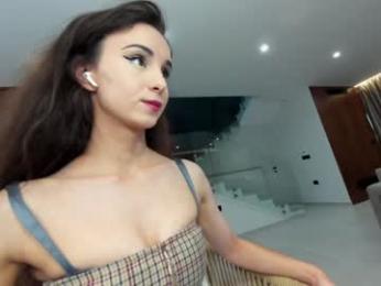 ehotlovea chaturbate stream image