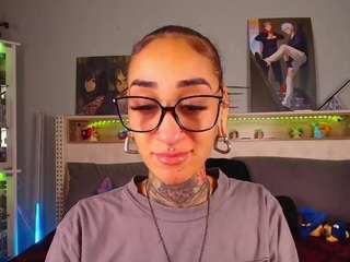 starryari69 camsoda stream image