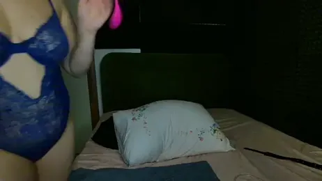 xxhornylove stripchat stream image