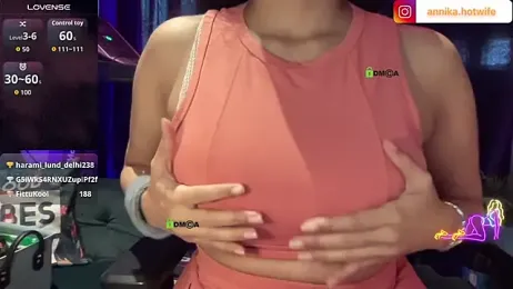 CharmingTania stripchat stream image