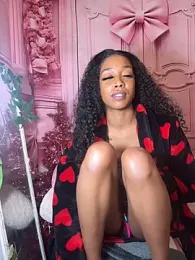 mismialove stripchat stream image