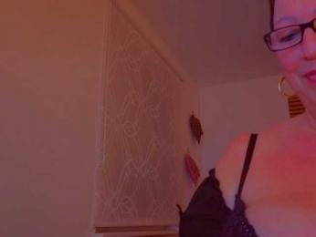 Connyat99 bongacams stream image