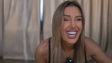 Evelyn_Evyyy stripchat stream image