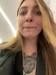 Sunny___Bunny stripchat stream image