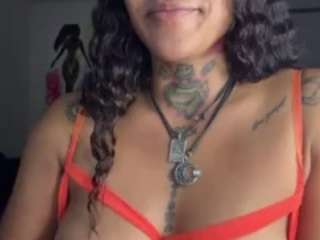 iambaldheadbrittany camsoda stream image