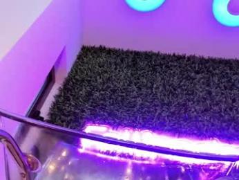 hotfallingdevil chaturbate stream image