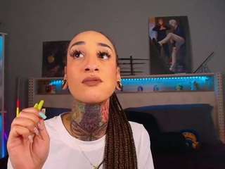 starryari69 camsoda stream image