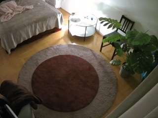 voyeurcam-julmodels-whitebed-5 camsoda stream image