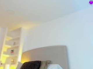 maddy-hot camsoda stream image