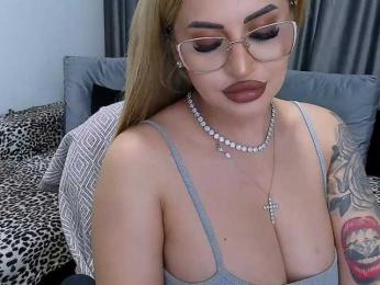 lovelyblondyx bongacams stream image