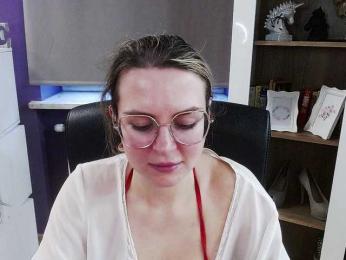 Soft-Zoey bongacams stream image