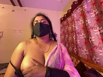 LouleyRanii stripchat stream image