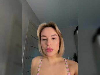 Mila-m bongacams stream image