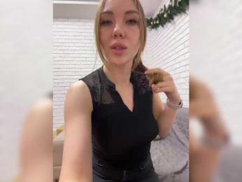 KitFox bongacams stream image