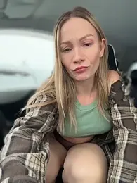 LavenderHot stripchat stream image